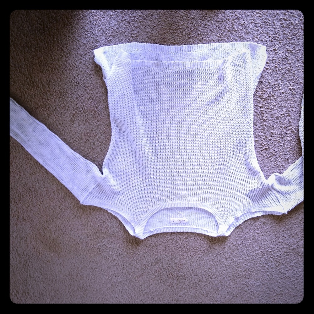 Holister open shoulder shirt